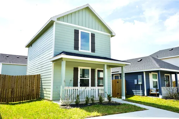 16418 Valerie Marie PL, Conroe, TX 77306