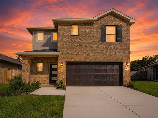 104 Clay Creek LN, Montgomery, TX 77316