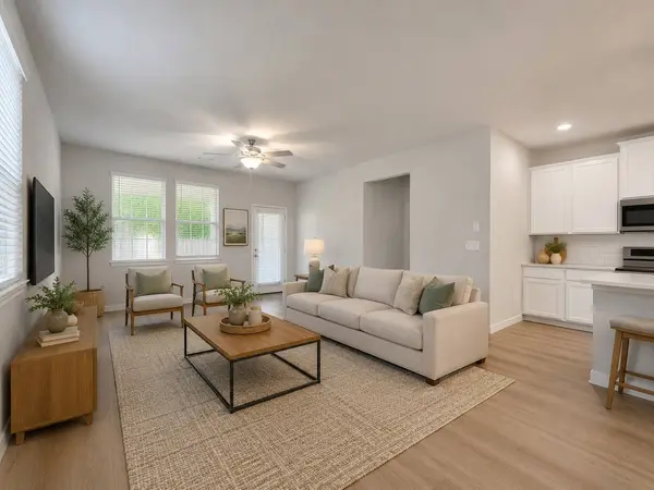104 Clay Creek LN, Montgomery, TX 77316