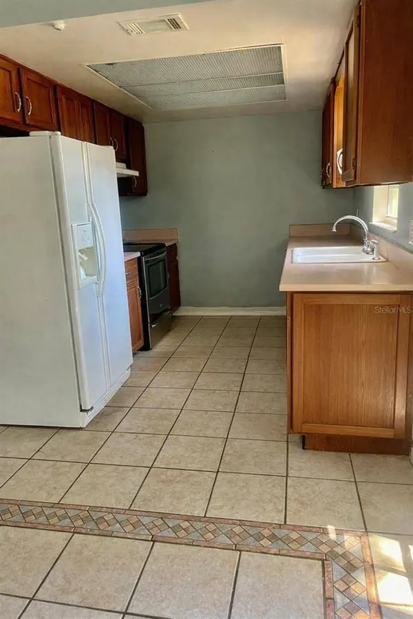 235 CRABTREE AVE, Orlando, FL 32835