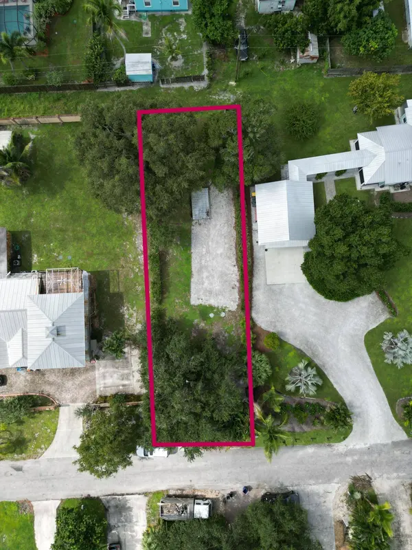 5028 SE DRIFTWOOD AVE, Stuart, FL 34997