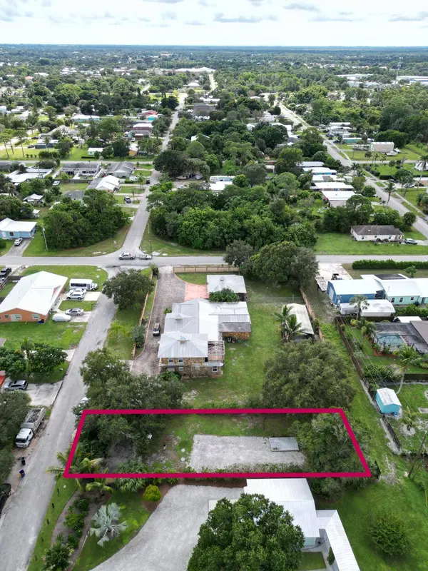 5028 SE DRIFTWOOD AVE, Stuart, FL 34997