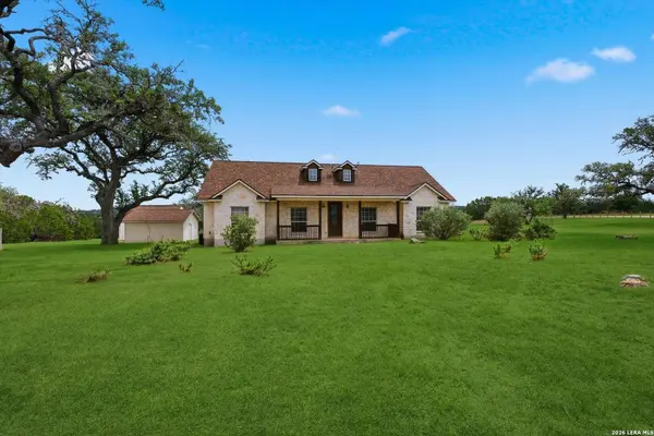 124 Majestic Oaks Dr, Boerne, TX 78006