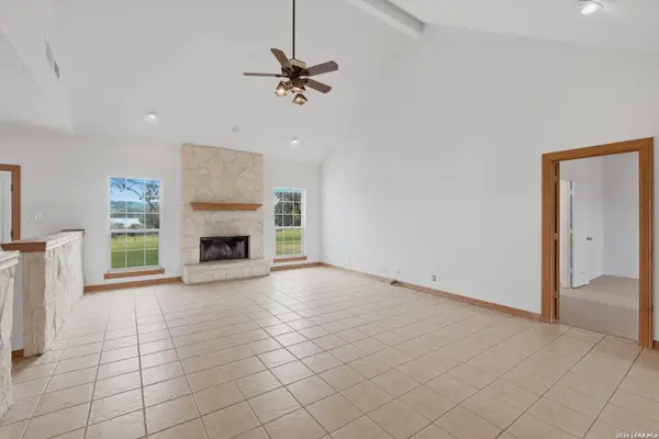 124 Majestic Oaks Dr, Boerne, TX 78006