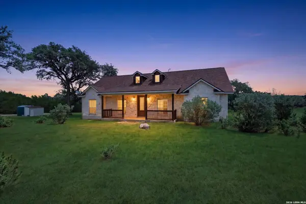 124 Majestic Oaks Dr, Boerne, TX 78006