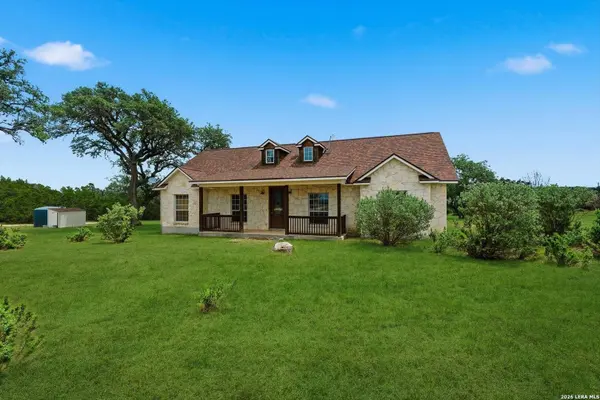 124 Majestic Oaks Dr, Boerne, TX 78006