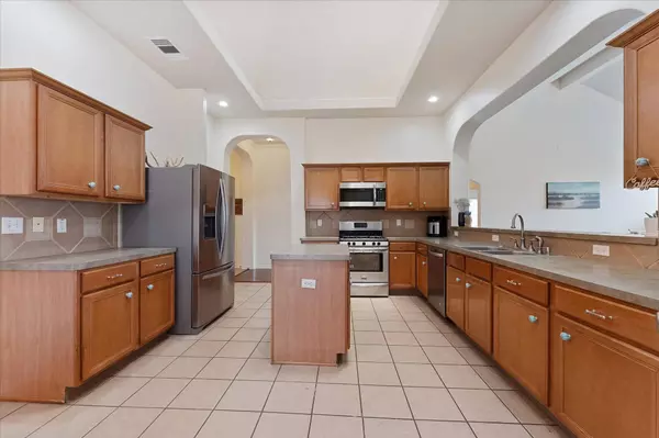 31206 Rainwood Park LN, Spring, TX 77386