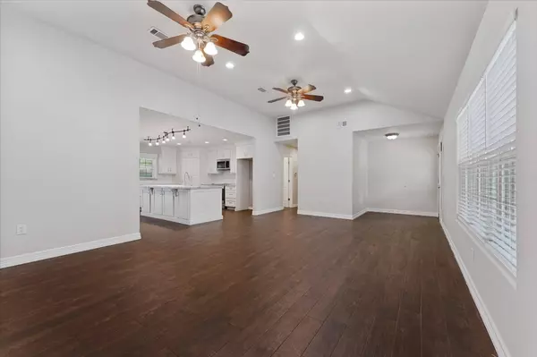 1503 Briar Cliff ST, Conroe, TX 77385