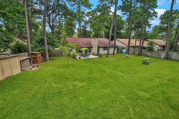 9723 Loch Dane DR, Spring, TX 77379