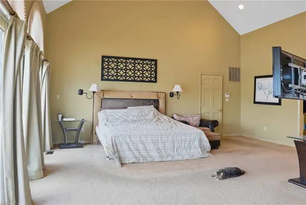 508 Kerry Ln LN, Virginia Beach, VA 23451