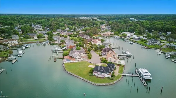 508 Kerry Ln LN, Virginia Beach, VA 23451