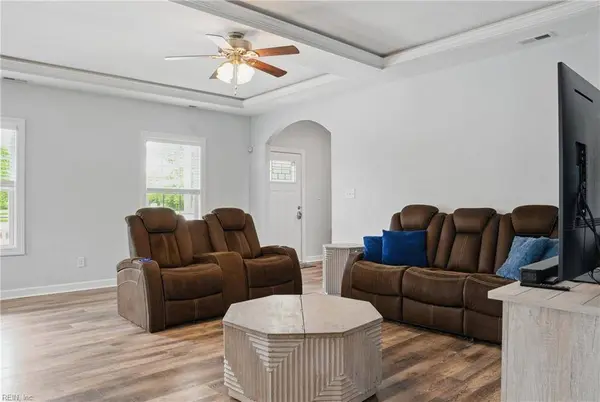 217 Centerville TPKE N, Chesapeake, VA 23320