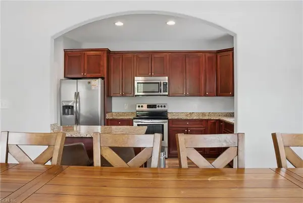 217 Centerville TPKE N, Chesapeake, VA 23320