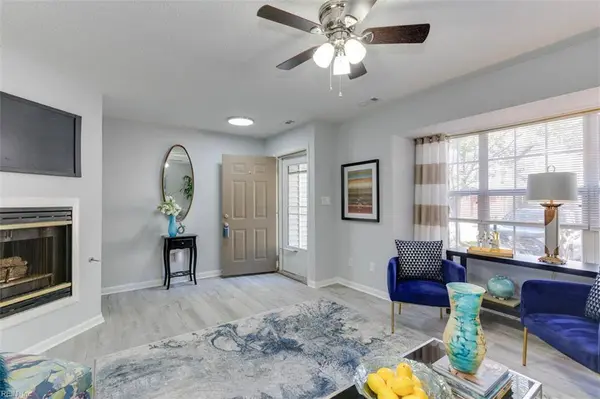 6 Silk Tree PL, Hampton, VA 23666