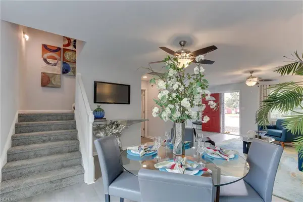 840 Crepe Myrtle LN, Virginia Beach, VA 23455