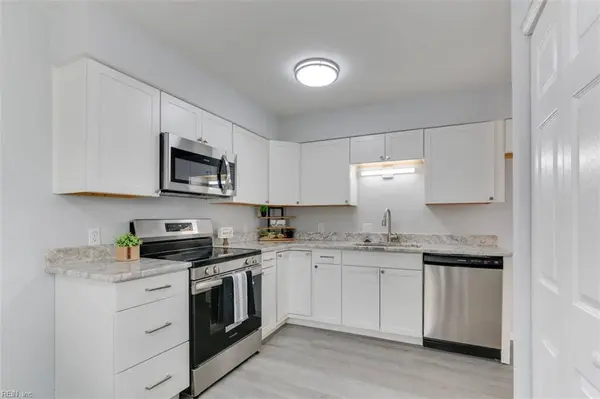 1265 Credle RD, Virginia Beach, VA 23454