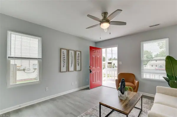 1265 Credle RD, Virginia Beach, VA 23454