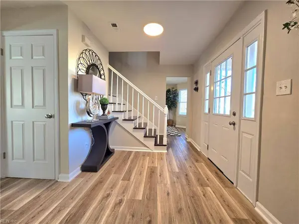 1637 Castlefield RD, Virginia Beach, VA 23456