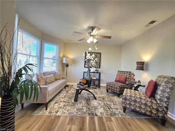 1637 Castlefield RD, Virginia Beach, VA 23456