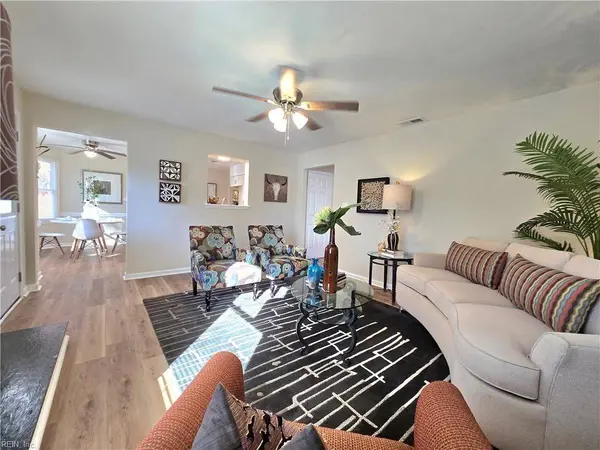 1637 Castlefield RD, Virginia Beach, VA 23456