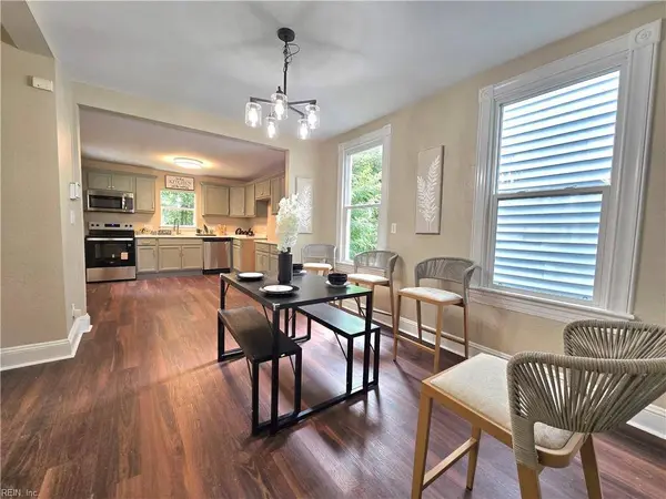 66 Elm AVE, Portsmouth, VA 23704