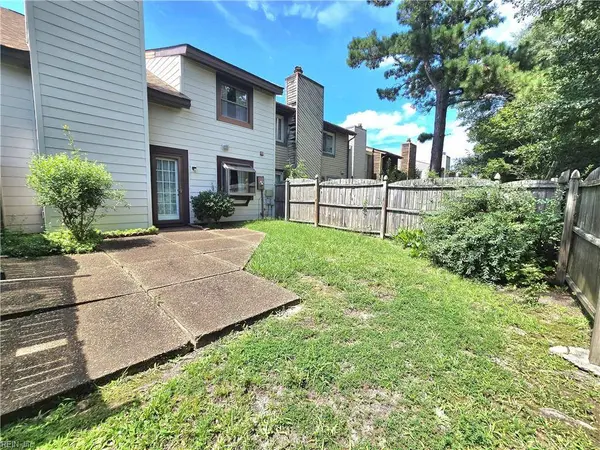719 Lord Byron DR, Virginia Beach, VA 23452