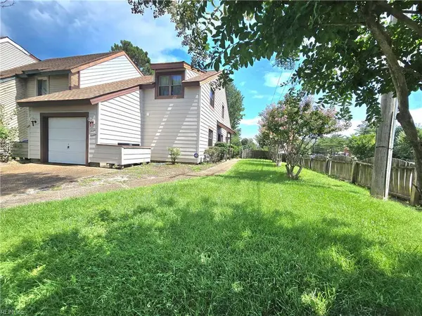 719 Lord Byron DR, Virginia Beach, VA 23452