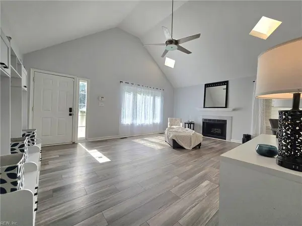 2460 Broadnax CIR, Chesapeake, VA 23323