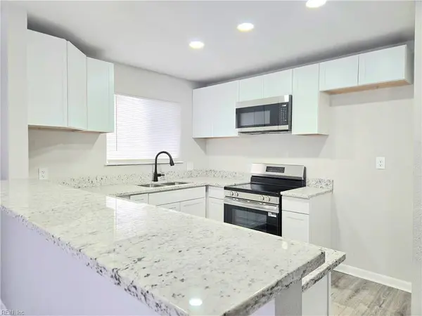 651 26th ST, Newport News, VA 23607
