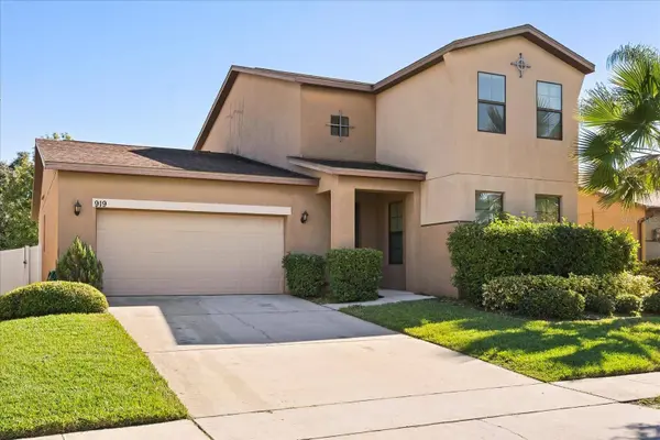 919 LA TERRAZA LN, Kissimmee, FL 34744