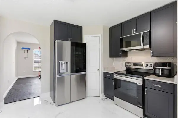 2126 BLACKSTONE LANDING DR, Kissimmee, FL 34758