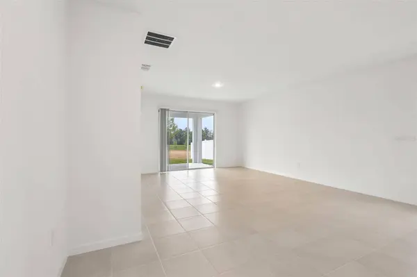 27421 BLACK KITE AVE, Howey In The Hills, FL 34737