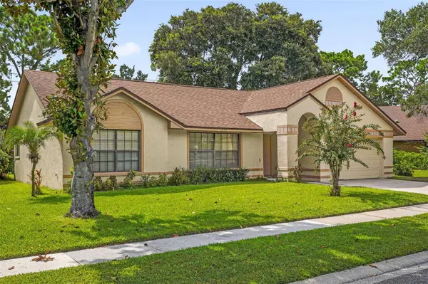 3044 CRESTED CIR, Orlando, FL 32837