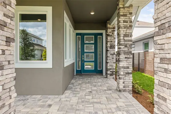 10061 GOBAT ALY, Orlando, FL 32827
