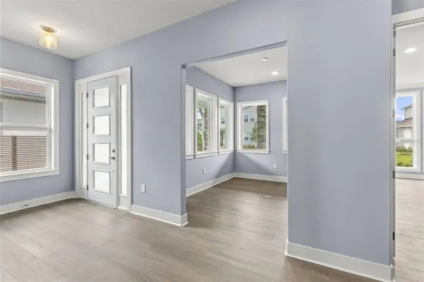 10061 GOBAT ALY, Orlando, FL 32827