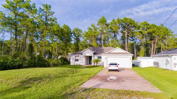 1266 EAST Pkwy, Deland, FL 32724