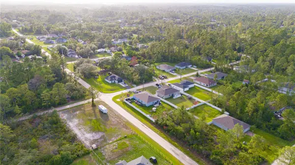 1266 EAST Pkwy, Deland, FL 32724