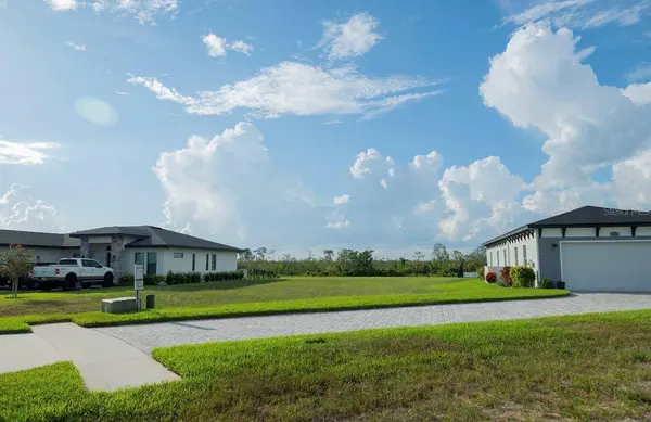 338 SPINNAKER CT, Auburndale, FL 33823