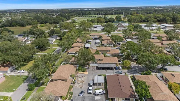 7303 LOS PADRES CT, Tampa, FL 33634