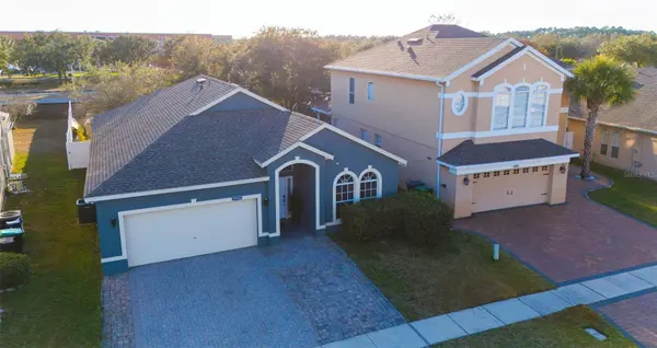 1966 WINDCREST LAKE CIR, Orlando, FL 32824