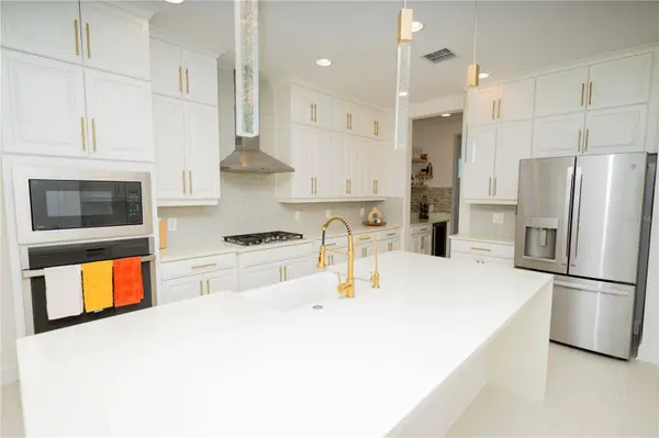 2010 BOSS HEWETT ST, Oakland, FL 34787