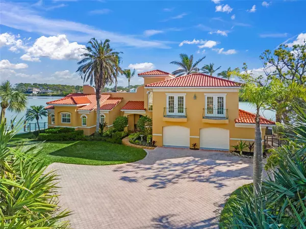 Best REALTOR® for Luxury Properties in Nokomis Florida