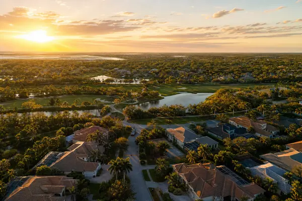 Golf Course Homes in Lakewood Ranch FL