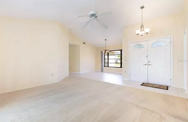 31 BUNKER RD, Rotonda West, FL 33947