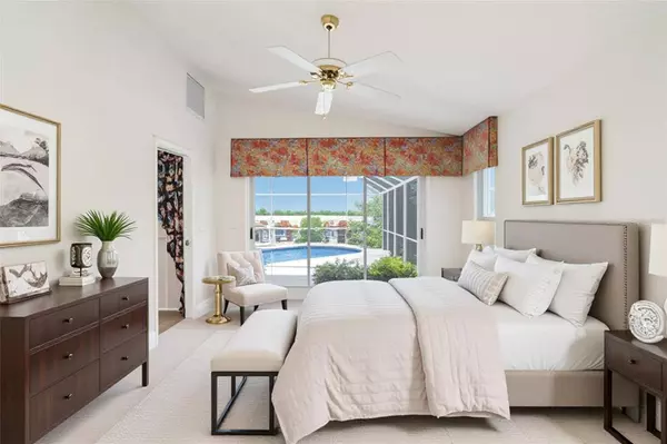 4817 61ST AVENUE DR W #10B, Bradenton, FL 34210