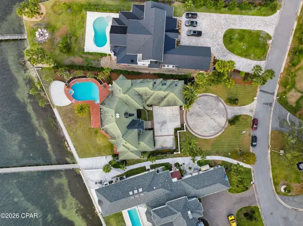 3311 Harbour PL, Panama City, FL 32405