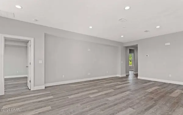 2942 Lisenby AVE, Panama City, FL 32405