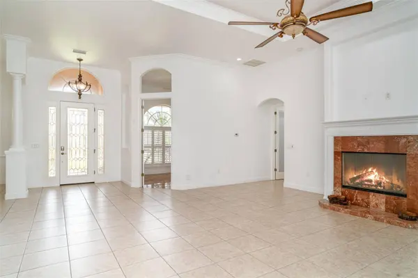 6120 9TH AVENUE CIR NE, Bradenton, FL 34212
