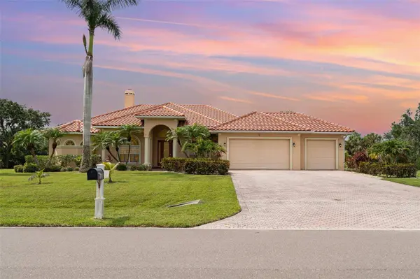 6120 9TH AVENUE CIR NE, Bradenton, FL 34212