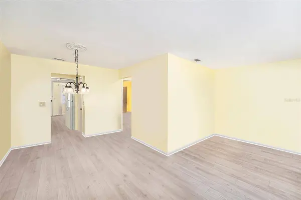 5216 81ST ST N #2, St Petersburg, FL 33709